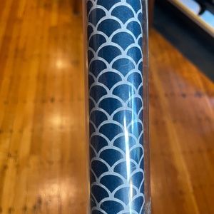 Hazel & Ruby - Mermaid Tissue Paper - Navy Scallop - 18" x 140"